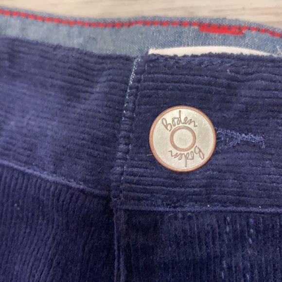 Boden navy, corduroy, slim, straight pant size 11Y - Picture 3 of 8